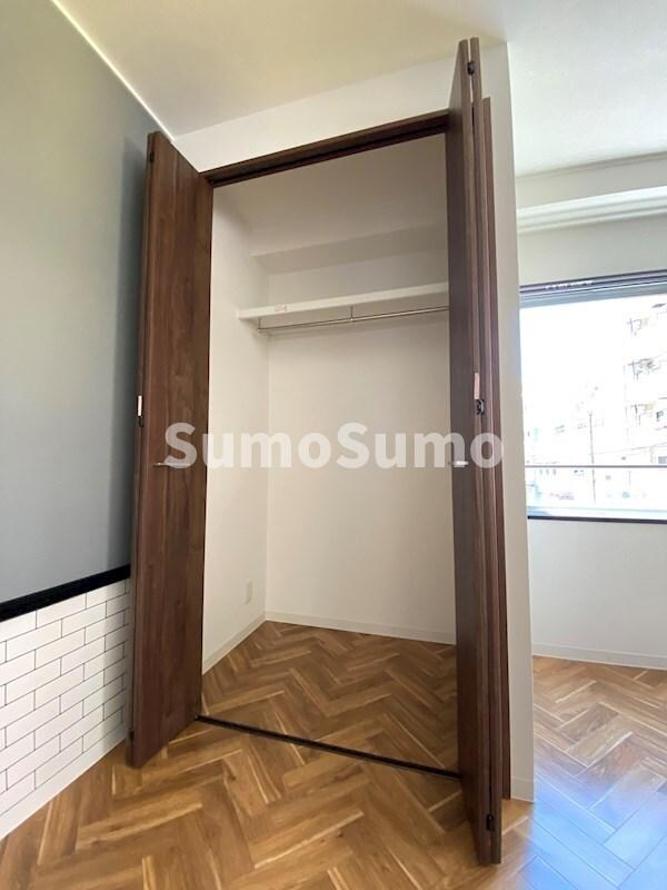 物件内観写真12　(専用の収納スペースです)