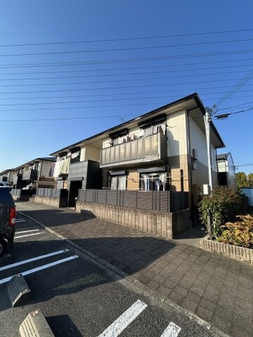 物件外観写真1　(外観も気になるポイント)