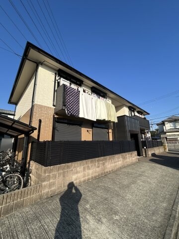 物件外観写真2　(建物外観を気になさる方へ、見た目の良い物件です)