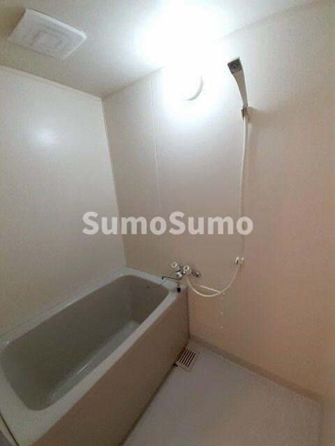 物件内観写真7　(コンパクトで使いやすいお風呂です)