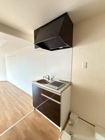 物件内観写真4　(おしゃれなリビングです)