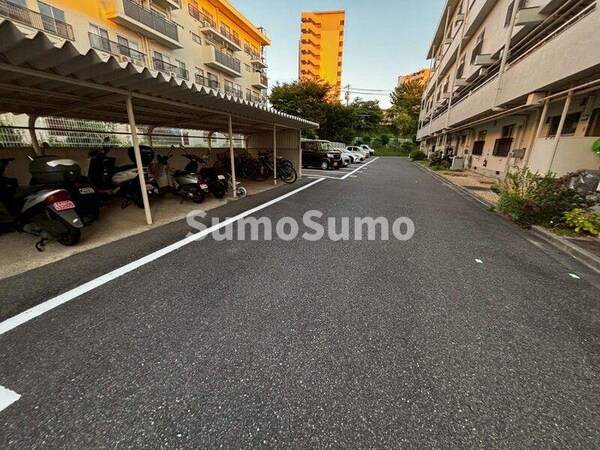 駐車場(駐車場完備です)