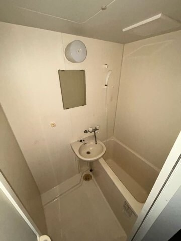 物件内観写真6　(日々の暮らしに欠かせないお風呂です)