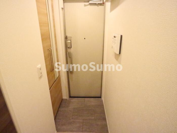 物件内観写真6　(落ち着いた玄関です)