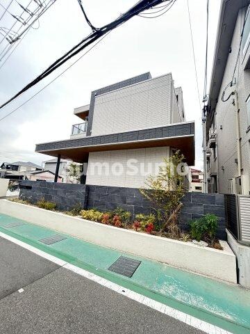 物件外観写真5　(きれいな外観です)