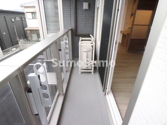 物件内観写真15　(バルコニー付きです)