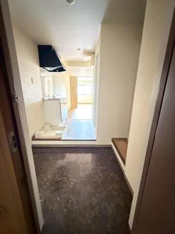 物件内観写真3　(玄関です)