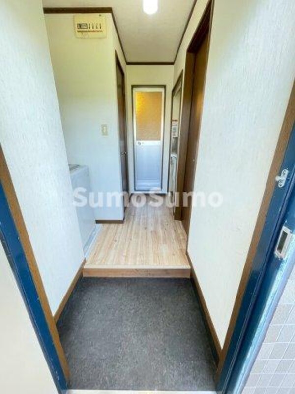 玄関(玄関です)