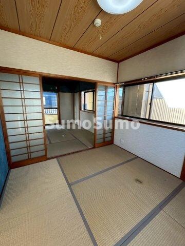 物件内観写真5　(和室です)