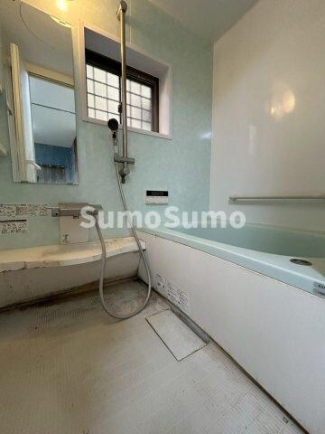 物件内観写真8　(落ち着いた空間のお風呂です)