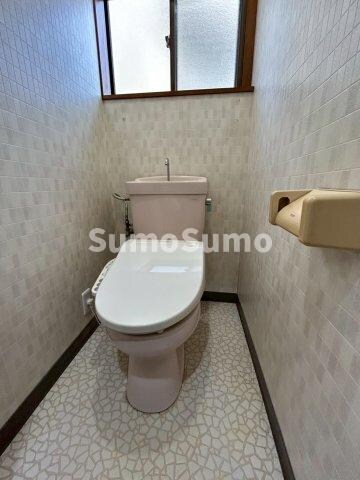 物件内観写真9　(落ち着いたトイレです)