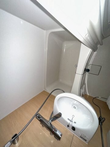 物件内観写真4　(日々の暮らしに欠かせないお風呂です)