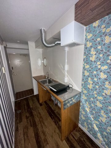 物件内観写真5　(コンパクトなキッチンで掃除もラクラク)