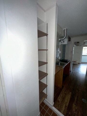 物件内観写真9　(専用の収納スペースです)