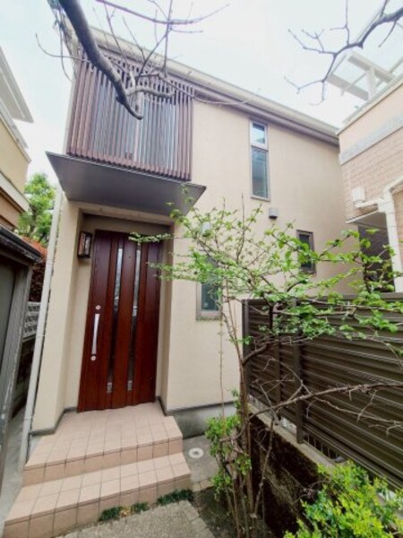 西宮市小松西町1-1-6貸家外観写真
