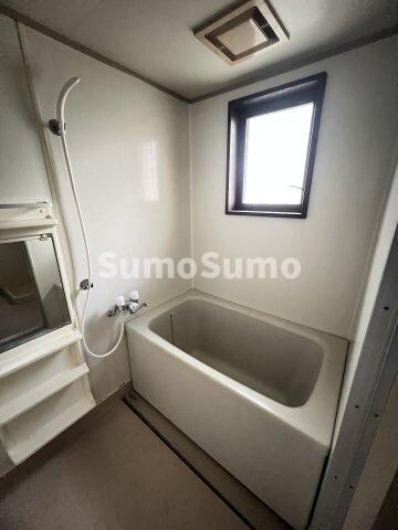 物件内観写真14　(コンパクトで使いやすいお風呂です)