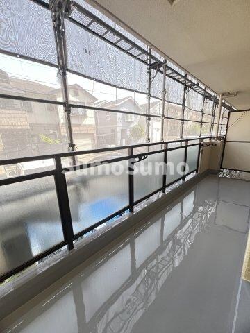 物件内観写真23　(広々としたバルコニーです)