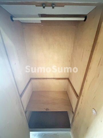 物件内観写真16　(便利な収納スペースです)