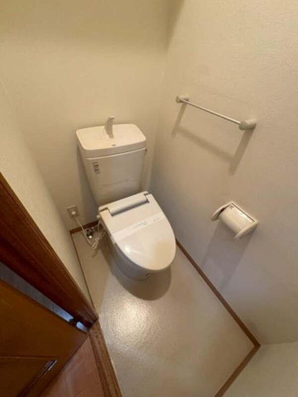 トイレ(落ち着いたトイレです)
