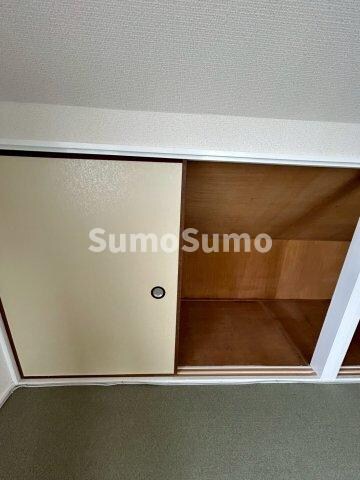 物件内観写真19　(ちょっとした収納スペースも充実しています)