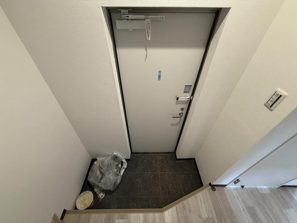 物件内観写真4　(毎日通る玄関はこちらです)