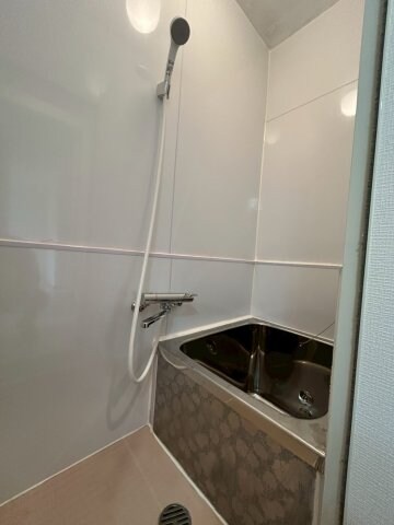 物件内観写真21　(落ち着いた空間のお風呂です)