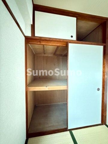 物件内観写真24　(ちょっとした収納スペースも充実しています)