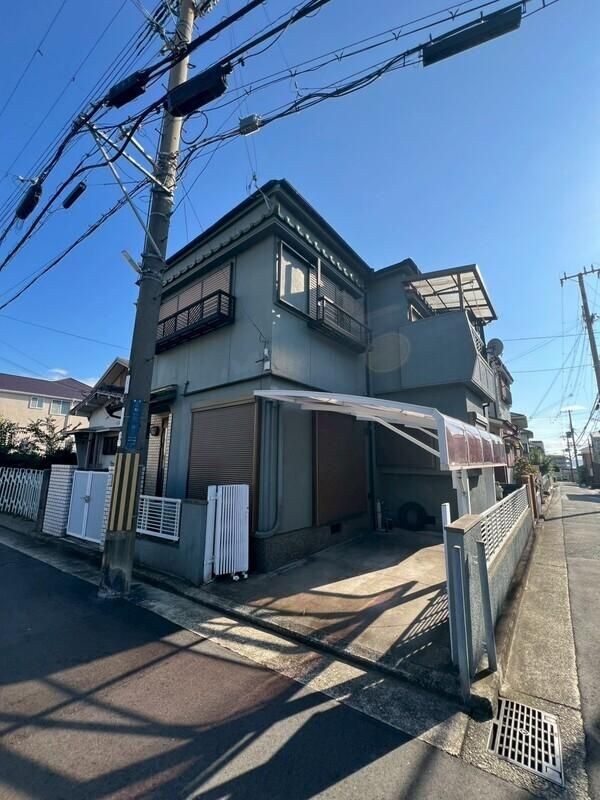 物件外観写真1　(外はこのようになっています)