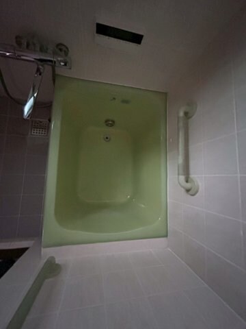 物件内観写真12　(日々の暮らしに欠かせないお風呂です)