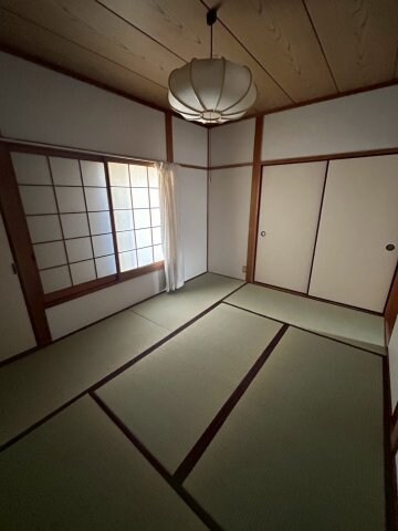 物件内観写真26　(和室があれば、来客や子供用のスペースとして活躍します)