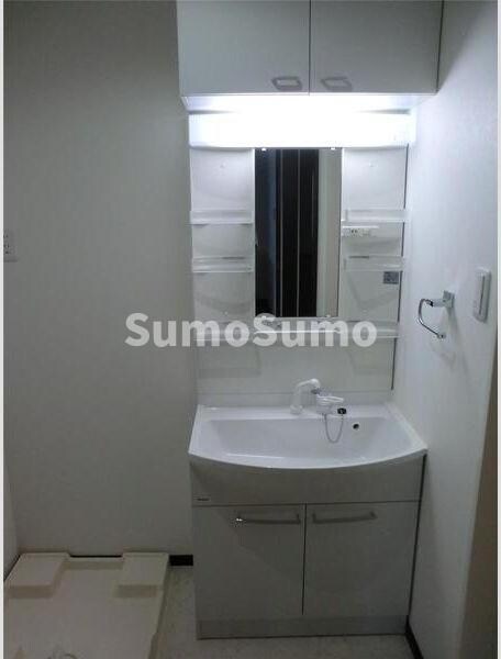 物件内観写真10　(スペースが確保できる洗面所です)