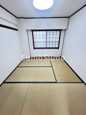 物件内観写真6　(和室があれば、来客や子供用のスペースとして活躍します)