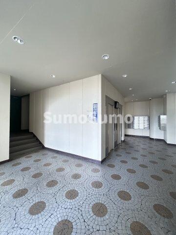 物件外観写真4　(ロビーです)