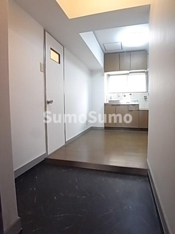 玄関(明るい玄関です)