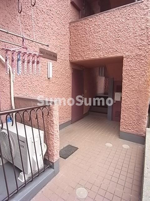 物件外観写真3　(毎日通るエントランスはこのようになっています)