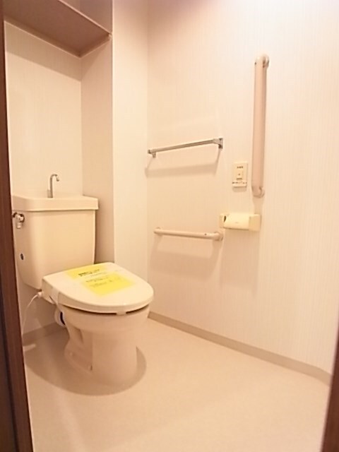 物件内観写真12　(トイレもきれいです)