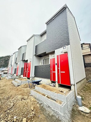 リッチライフ箕岡通外観写真