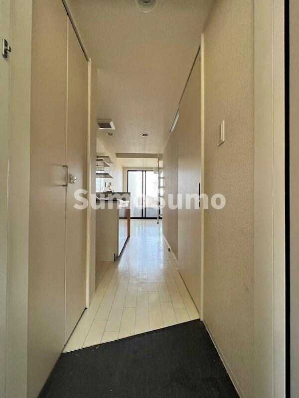 玄関(明るい玄関です)