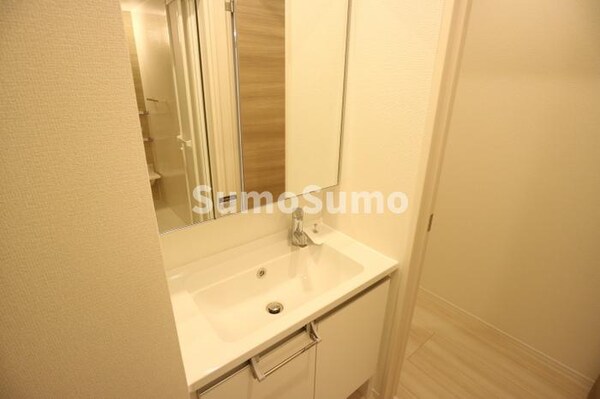 洗面・脱衣所(コンパクトで使いやすい洗面所)