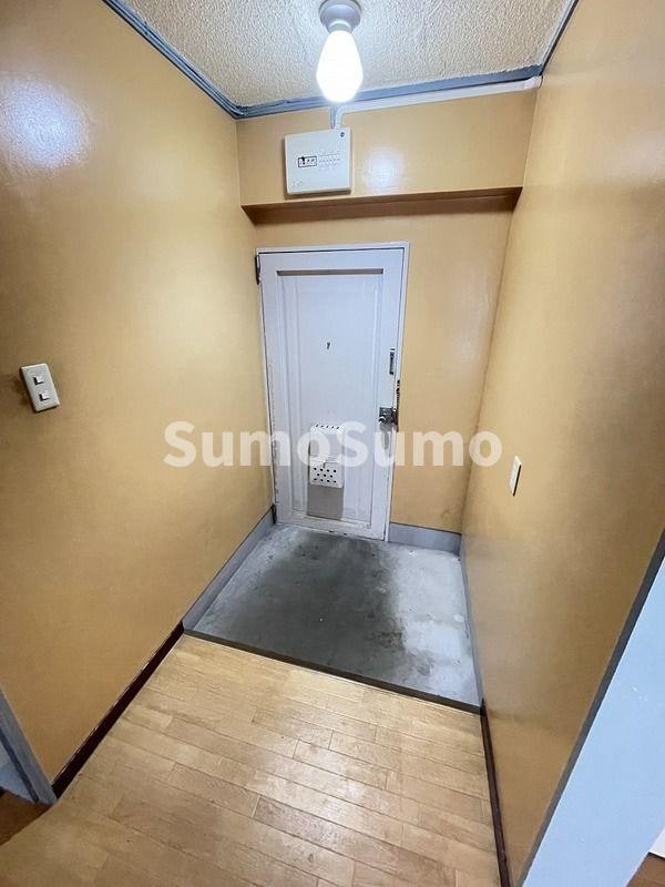 玄関(シンプルで使いやすい玄関です)