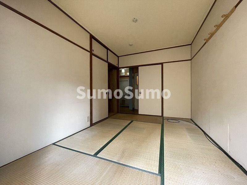 物件内観写真4　(和室があれば客間としても活用できます)