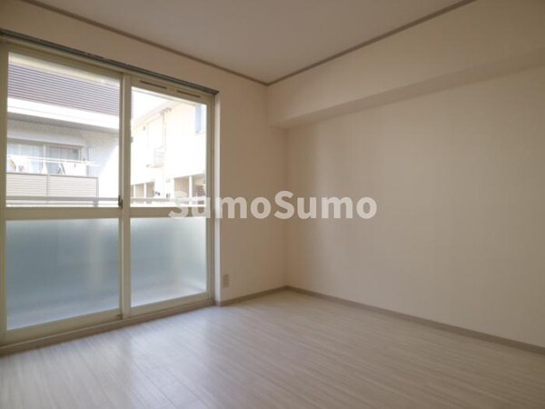 洋室(明るい洋室です)