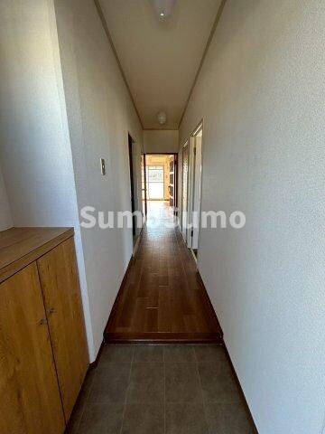 物件内観写真4　(シンプルで使いやすい玄関です)