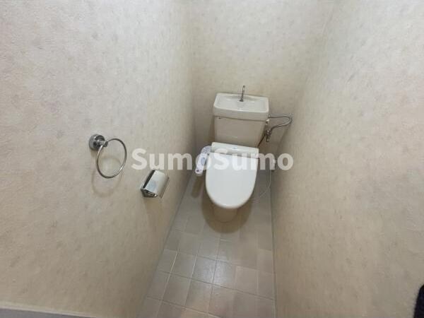 物件内観写真8　(コンパクトで使いやすいトイレです)