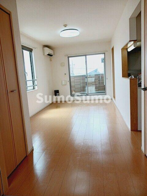 物件内観写真5　(使い勝手のいい寝室です)