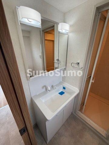 物件内観写真7　(スペースが確保できる洗面所です)