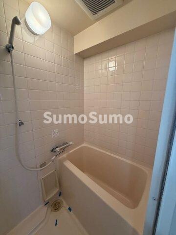 物件内観写真8　(コンパクトで使いやすいお風呂です)