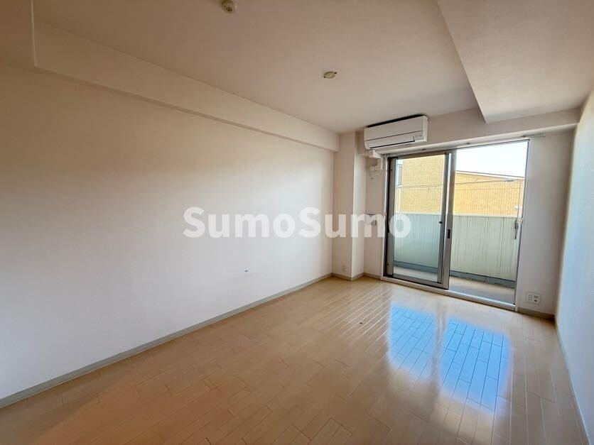 物件内観写真6　(使いやすいリビングです)