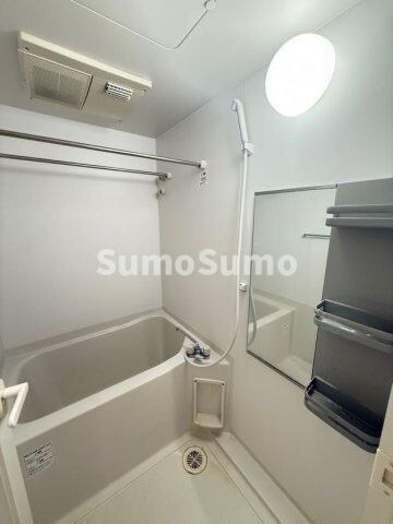 物件内観写真11　(お風呂で日々の疲れを落としましょう)