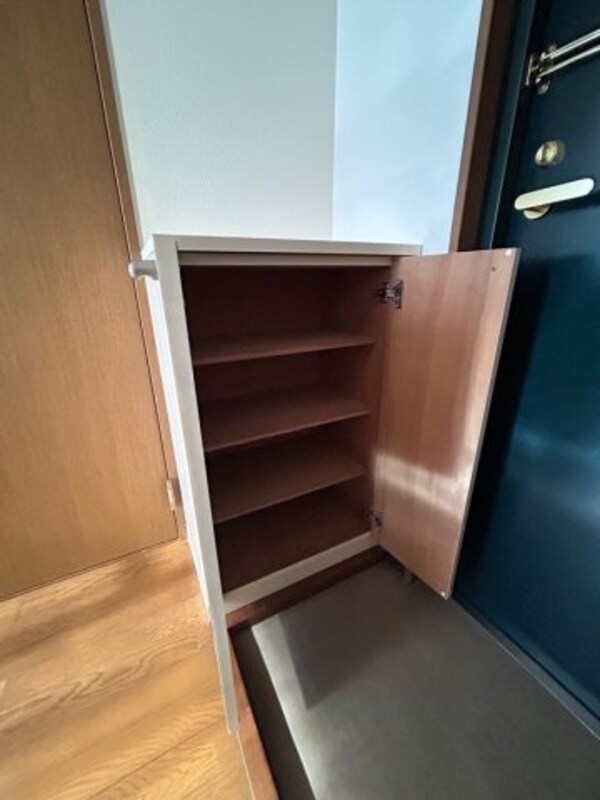 収納(こまごまとしたものを収納できそうですね)